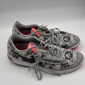 Nike Tennis Shoes - Women's 9.5